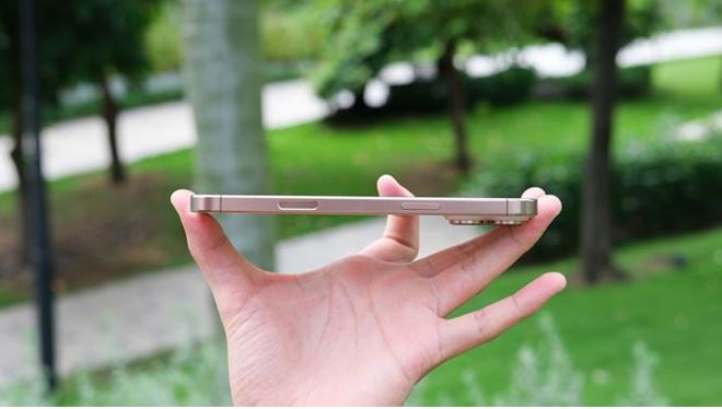 iPhone 16 Pro Max Giảm Sốc Dịp Cận Tết Tại XTmobile: Cơ Hội Sở Hữu Siêu Phẩm Với Giá Tốt Nhất 16 xtmobile 3